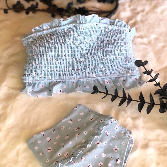 NOW IN! Fauna Ruffle Ruched Bikini In Minty Floral - Picture 7 of 8